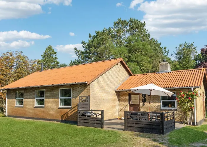 Tatil Evi Three-bedroom In *